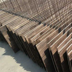 Karbonizované drevené dosky